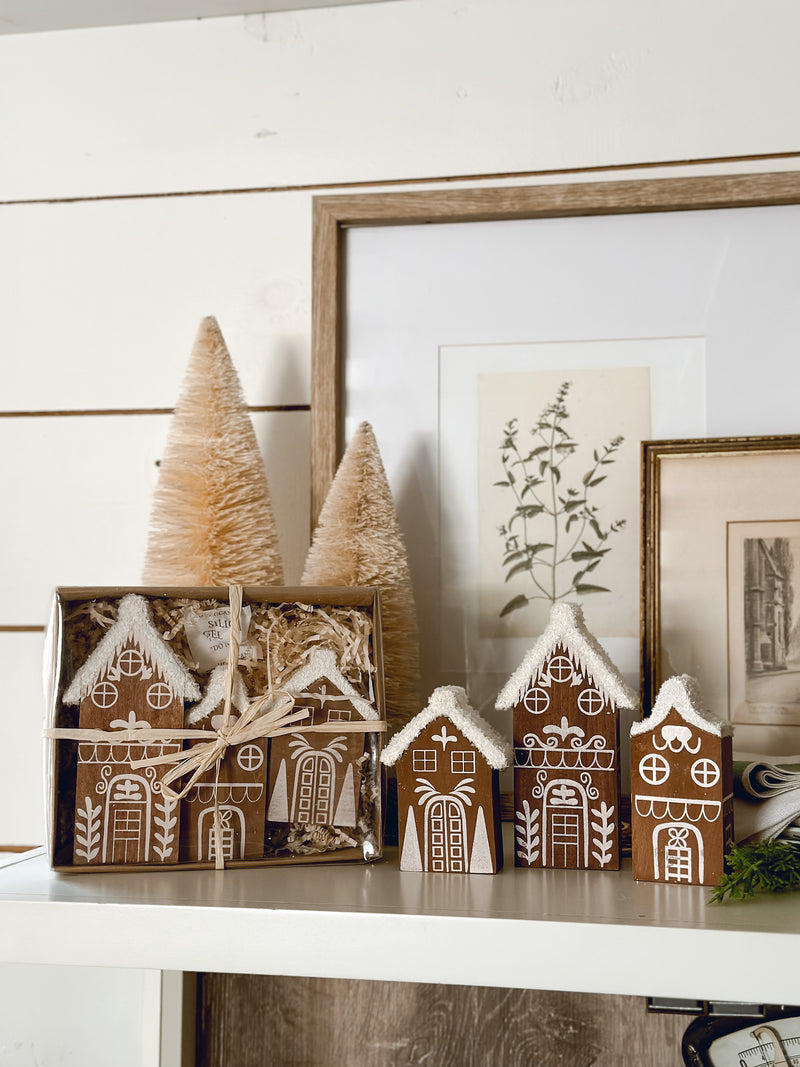 Pine Gingerbread Houses Boxed Set - Hand-Painted