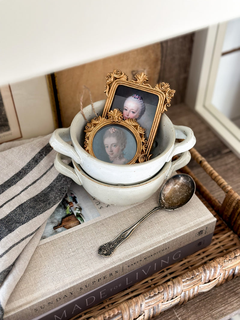 Antique Style Gold Photo Frame